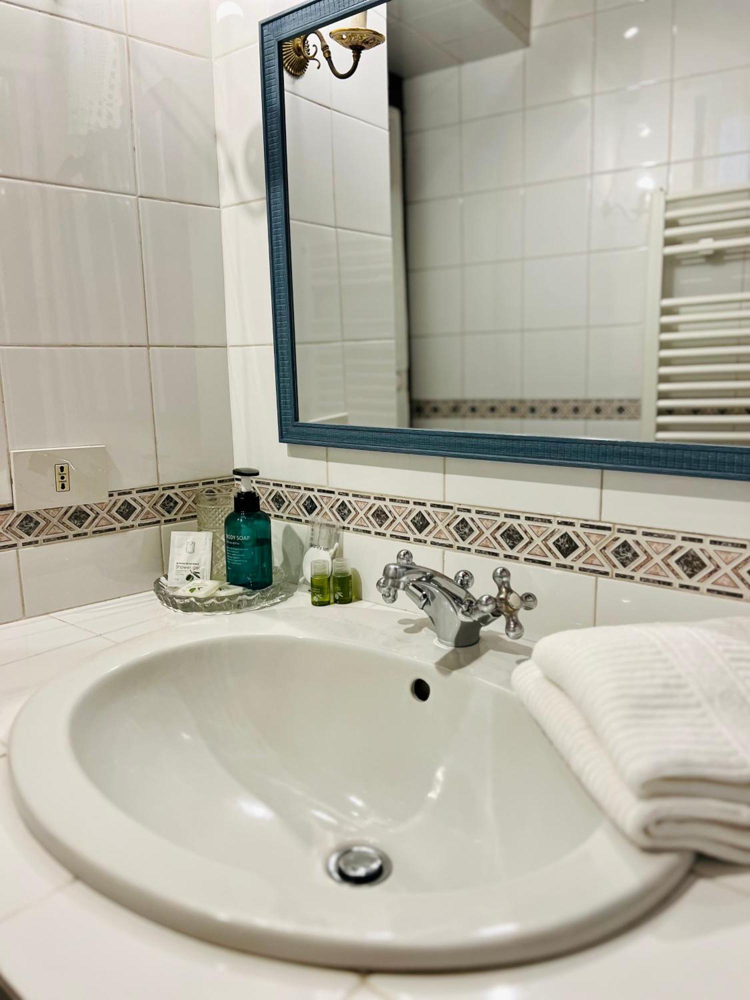 Stecado - Il Soppalco Apartment Долчеакуа Екстериор снимка